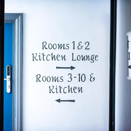 Sallow Tree House 酒店