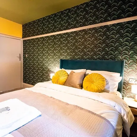 Sallow Tree House 酒店