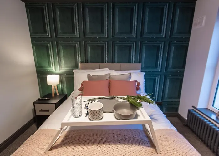 Sallow Tree House Hotel *