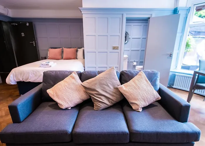 Sallow Tree House Hotel Selby