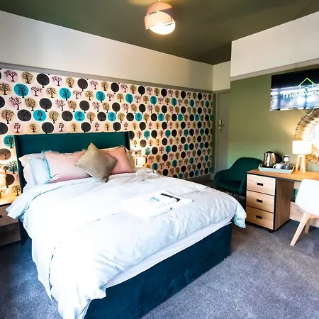 Sallow Tree House Hotel